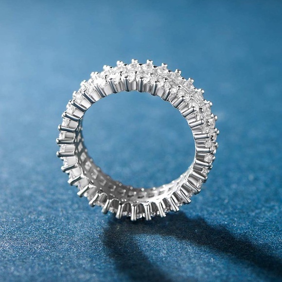 18K White Gold Plated Cubic Zirconia Eternity Ring - Picture 4 of 7